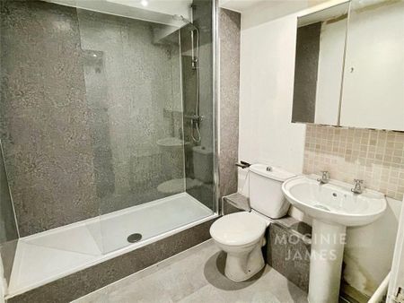 2 bedroom flat to rent - Photo 5