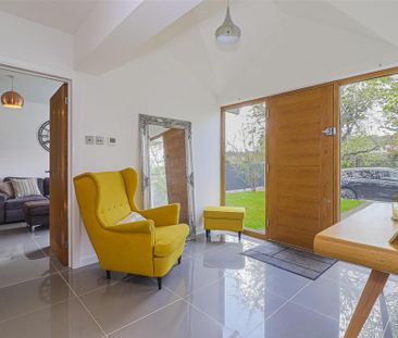 4 bedroom detached house to rent - Photo 6