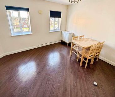 Henry Bird Way, NN4 - Photo 3