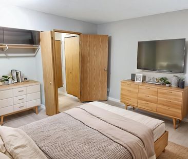 Hill-Tout Arms Apartments - Photo 6
