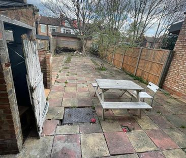 4 bedroom house to rent - Photo 3