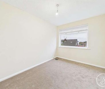 Banksfield Avenue, Yeadon, Leeds, LS19 - Photo 5
