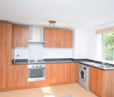 2 bedroom apartment to rent - Photo 4