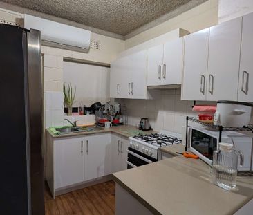 Renown Park - Photo 4