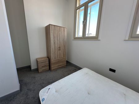 St. Sepulchre Gate, Doncaster - Photo 2