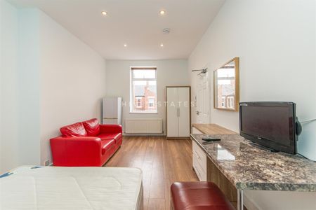 Meldon Terrace, Heaton, Newcastle Upon Tyne - Photo 2