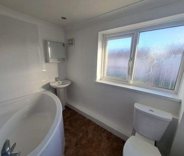 3 bedroom house to rent - Photo 3
