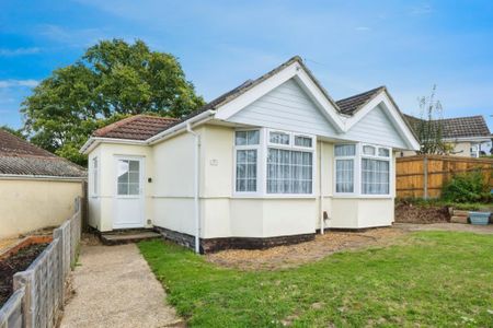 Caxton Avenue, Southampton - Photo 3