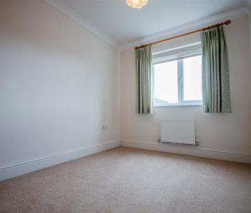 4 bedroom terraced house to rent - Photo 4