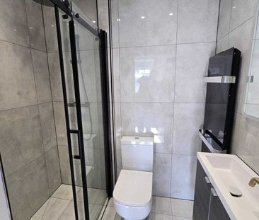 Middle Street, Brighton - Photo 3