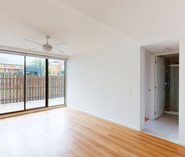 Fitzroy Living. Big Terrace Energy. - Photo 2