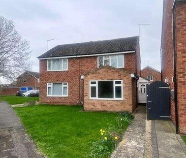 Beresford Avenue, Aylesbury, HP19 - Photo 1