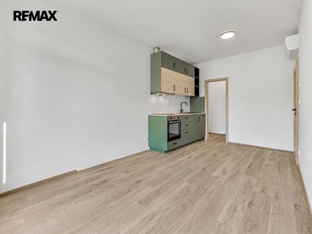 Pronájem bytu 2+kk v osobním vlastnictví 43 m², Hořovice - Fotografie 5