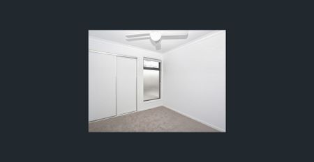 Modern / Spacious 4-Bedroom Home - Photo 2