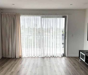 2 Bedroom Unit in Pakuranga - Photo 2