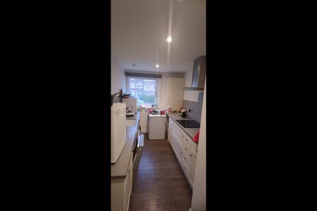 Room in a Shared Flat, Sanda Street, G20 - Photo 5