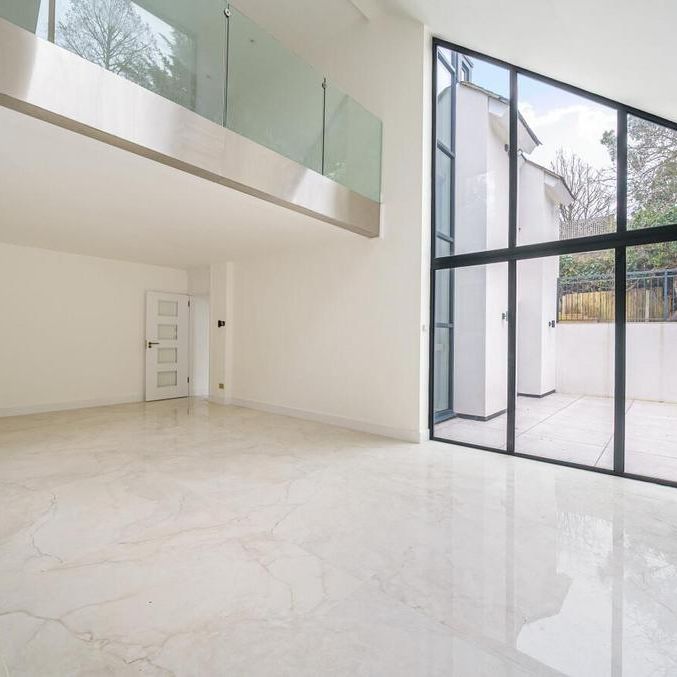 6 bedroom detached house to rent - Photo 1