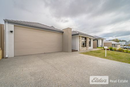 29 Miramar Loop - Photo 5