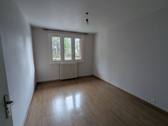 Location Appartement 5 pièces 80m² ORCINES 63870 - Photo 1