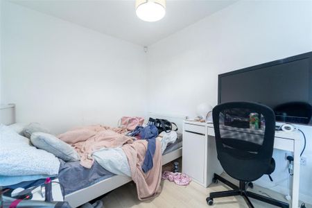 6 bedroom house to rent - Photo 2