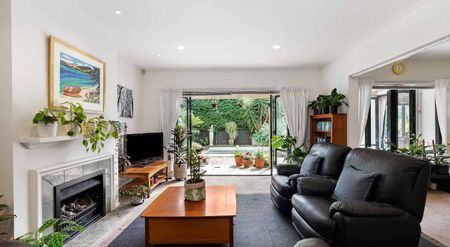 Large family home in DGZ - Photo 2