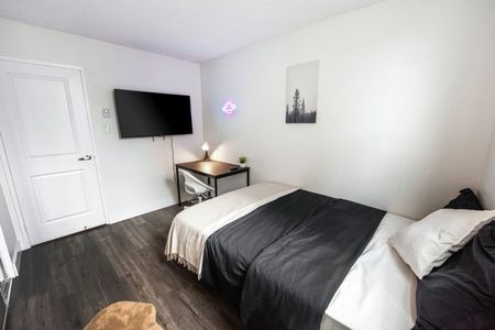 Deluxe Room - Lees Ave - Photo 4