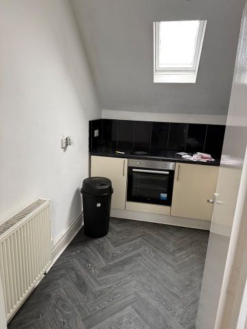 1 Bed Flat, Chester Road, B23 - Photo 2