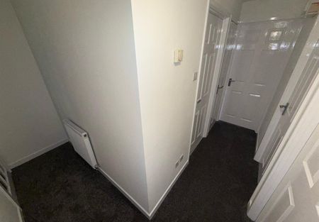 Flat 6 Millgrove Gardens, Woodfield Street, Kidderminster - Photo 2