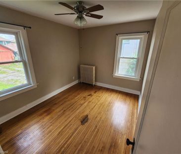 For Lease - 4865 SIMCOE Street, Niagara Falls, Ontario - Photo 2