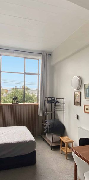 Short term tenancy available - Photo 1