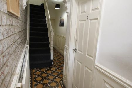 1 bedroom house of multiple occupation to rent - Photo 3