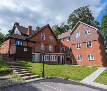 Old Queens Arms, Ewshot, Farnham, Surrey, GU10 - Photo 6