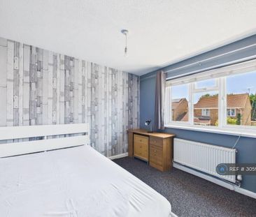 4 bedroom detached house to rent - Photo 4
