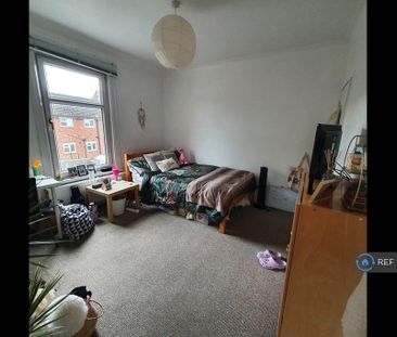 4 bedroom terraced house to rent - Photo 2