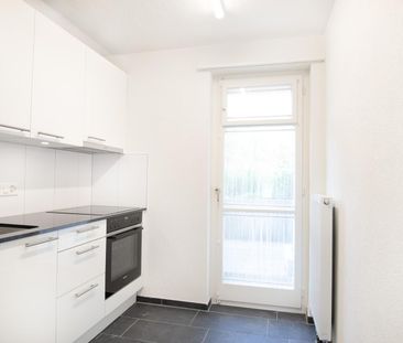 Renovierte 4- Zimmerwohnung in Spreitenbach zu vermieten! - Foto 2