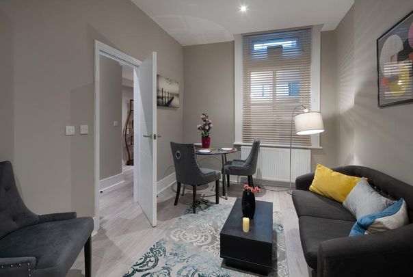 Studio to rent - Photo 1