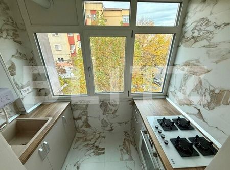Apartament 2 camere, 54 mp, zona 1 Mai - Fotografie 4