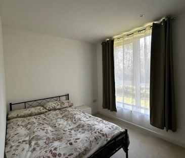 Room in a Shared Flat, Grayston House, SE3 - Photo 2