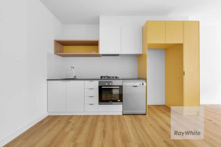 102/9 Zenith Rise, Bundoora VIC 3083 - Photo 2