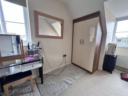 5 bedroom detached house to rent - Photo 5