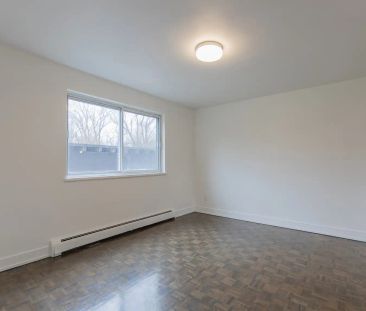 285 Erb St. W. — 1 Bedroom - Photo 2