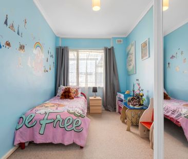 Four bedroom home - Photo 4