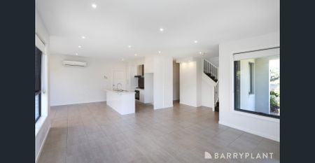 Modern Style Meets Prime Braybrook Location - Photo 4