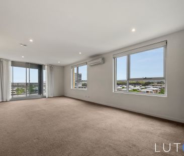 Modern Apartment in the Heart of Phillip - Photo 1