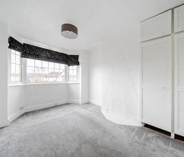 3 bedroom end of terrace house to rent - Photo 5