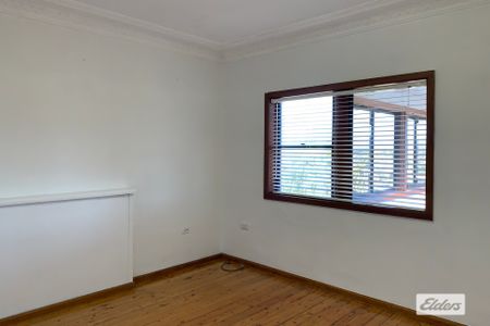 1/44 Robertson Street - Photo 3