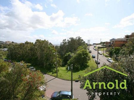 Newcastle 3 Bedroom Modern Townhouse - Photo 5