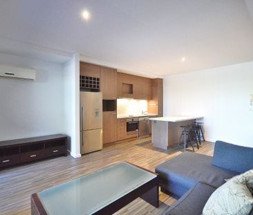 STUNNING PARTLY FURNISHED 1X1 BOASTING LOCATION AND LIFESTYLE! - Photo 1