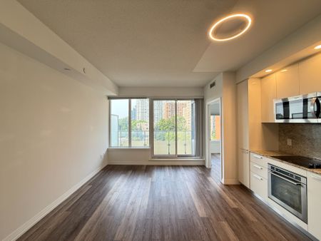 For Lease - 75 Canterbury Place Unit# 715, Toronto, Ontario - Photo 2