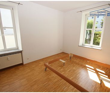 Edle 3-Zimmer-Erdgeschoss-LOFT-Wohnung mit 330 m² großem Garten in beliebter Wohnlage! - Photo 3